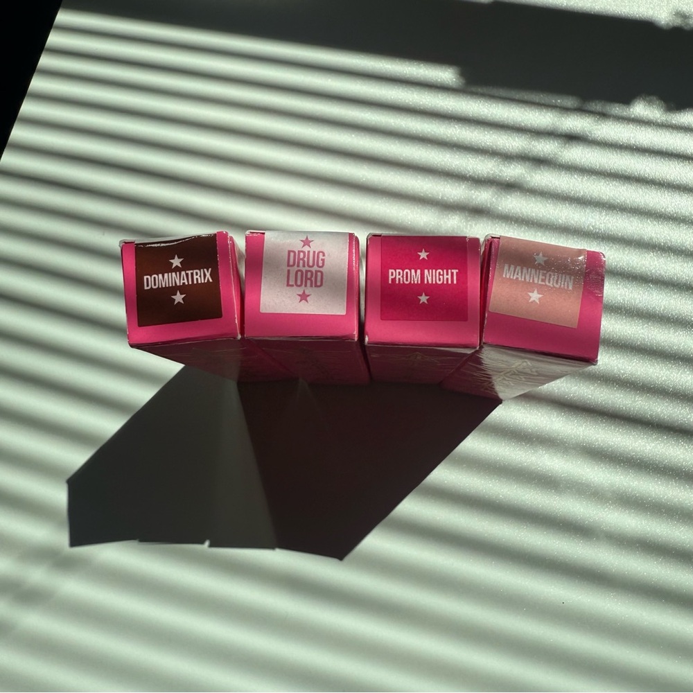 Jeffree Star Velour Liquid Lipstick Bundle of 4 Matte Liquid Lipstick NEW - Picture 2 of 7